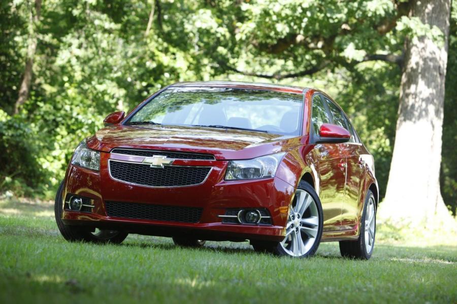  Chevrolet Cruze 2011 года  (фото 5 из 61)